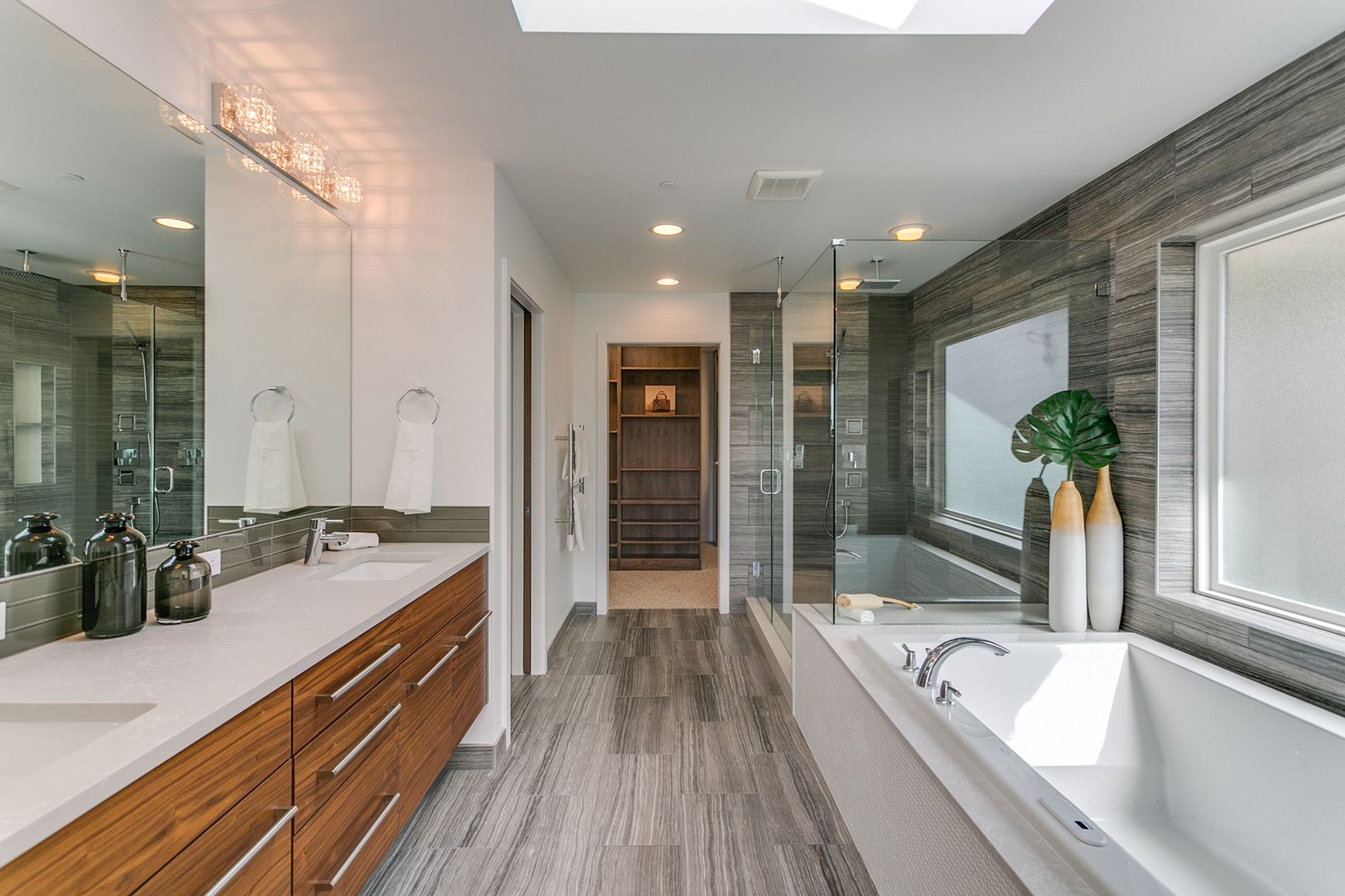 Tub – MS2014-41-Bellevue_Belle_View_11 Bathroom timeline - Bellevue Belle View